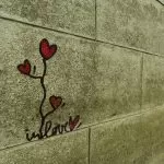 Disegno di Cuori su un Muro