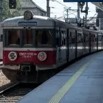 Treno in Arrivo in Stazione